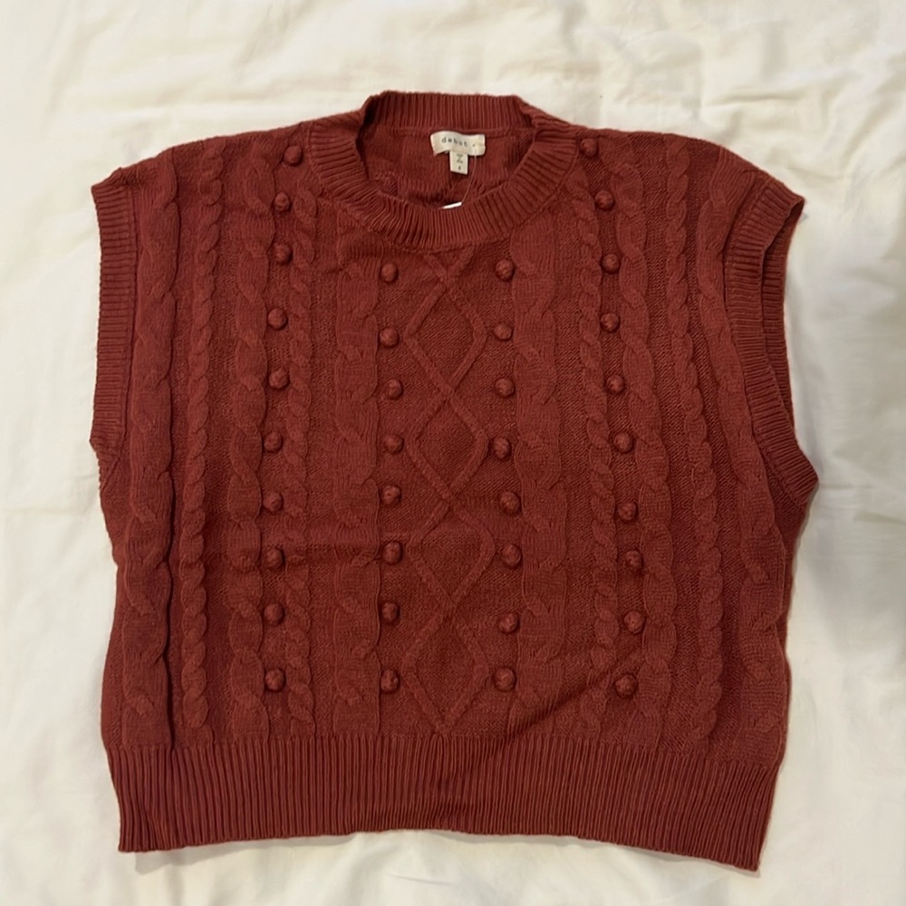 Debut- Sweater Vest